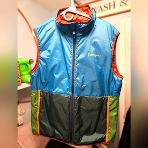 Cotopaxi mens large vest